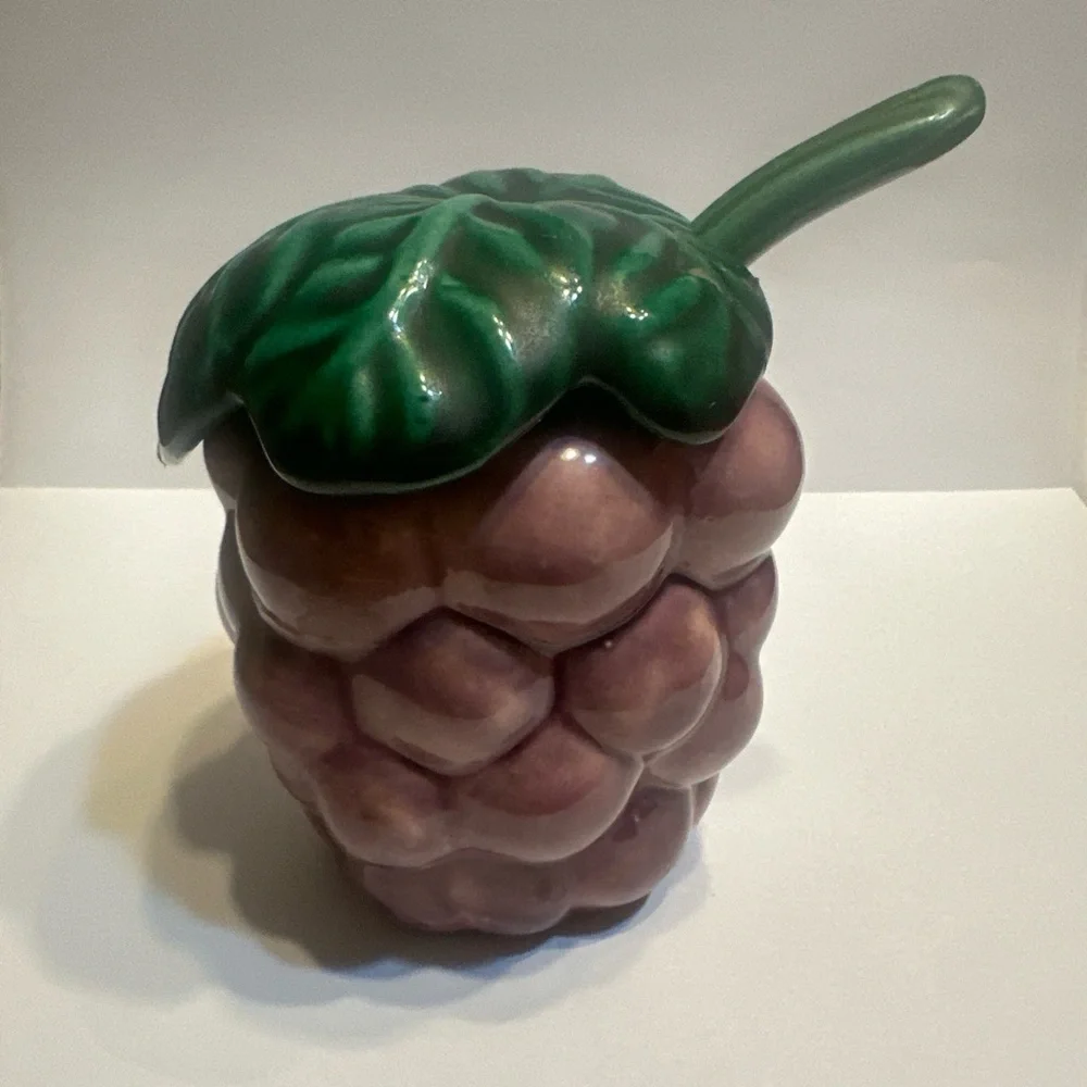 Ceramic Raspberry Shaped Container - Picture 1 of 3